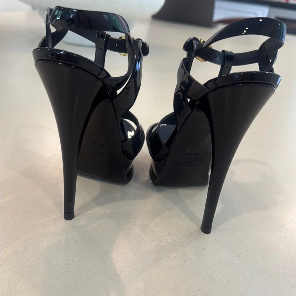 Saint Laurent Black Patent Leather Platform T-Strap Tribute Sandals - Picture 5 of 9